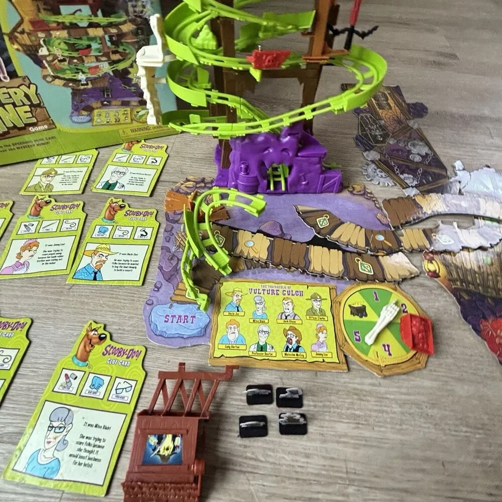 Pressman Scooby-Doo Mystery Mine 3D Board Game 2013  Boxed No Manual Mostly Comp